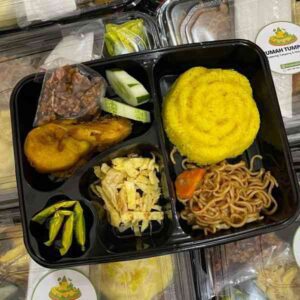 Bento nasi Kuning Basic