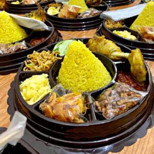 Tumini Full Basic Nasi Kuning