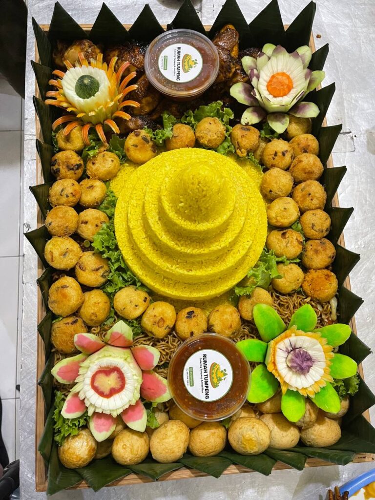 Cara Membuat Nasi Tumpeng Enak dan Gurih - Tumpeng kotak