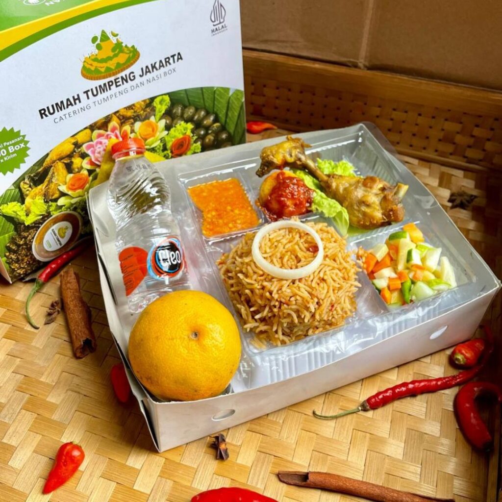 Nasi Kebuli Balado Spesial + Buah dan Air Mineral