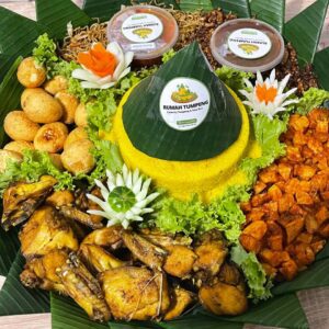 nasi tumpeng cempaka putih