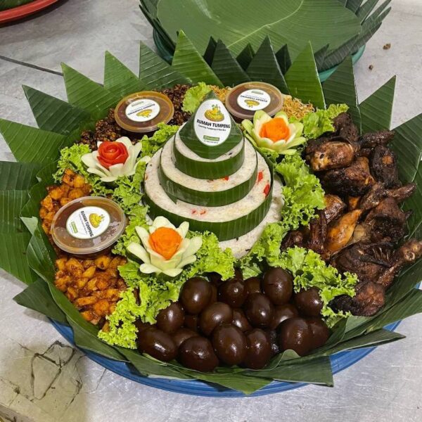 nasi tumpeng tampah liwet 20 porsi