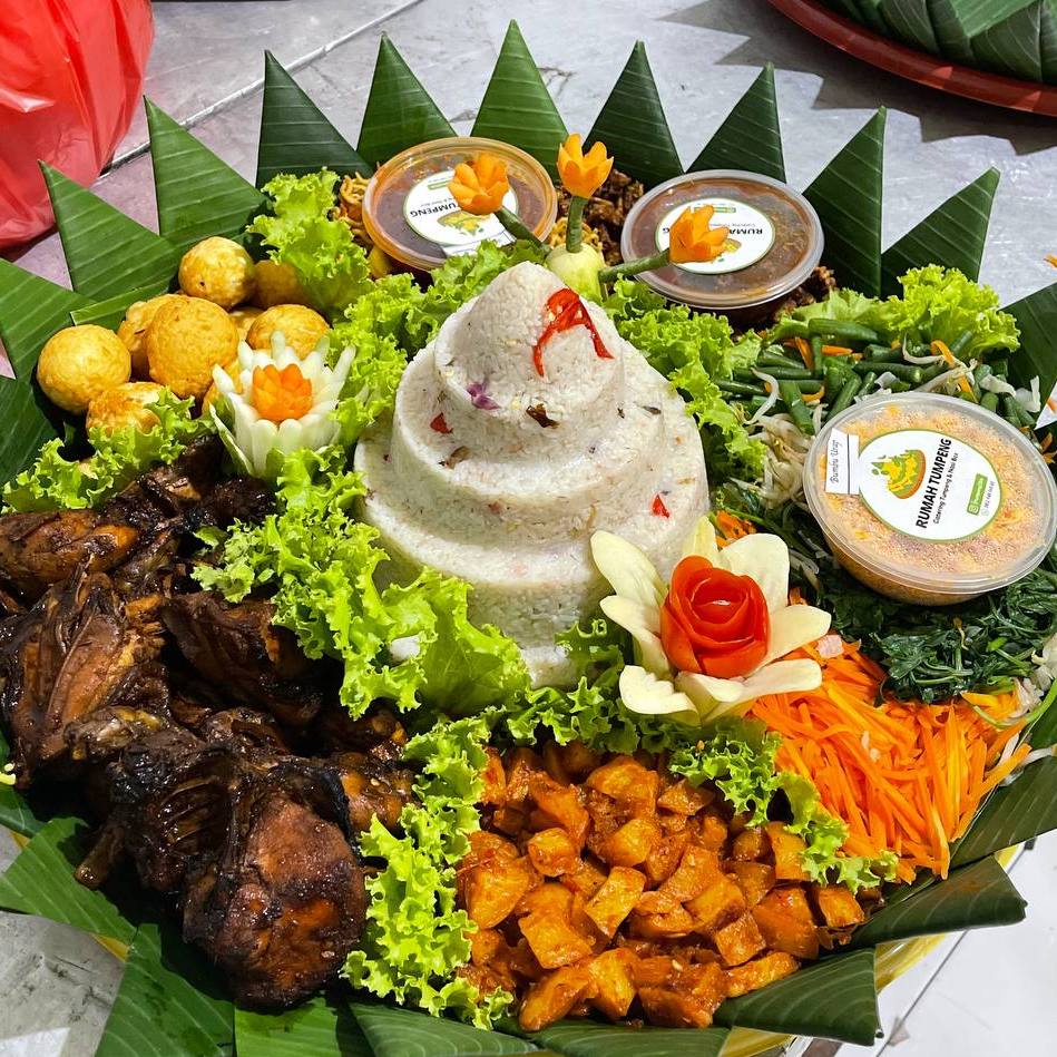 tumpeng tampah extra 10 porsi nasi liwet