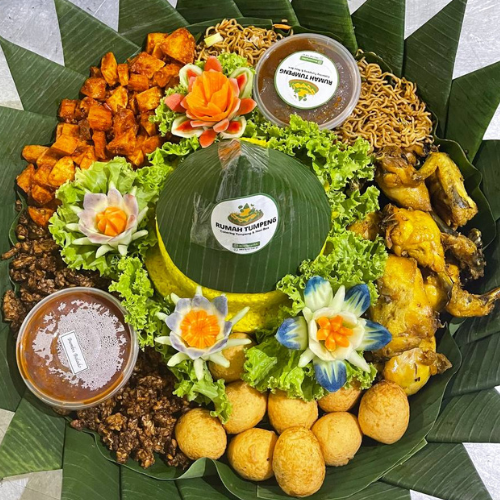 Tumpeng Kuning Tradisional