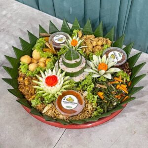 nasi tumpeng bali spesial 10 porsi